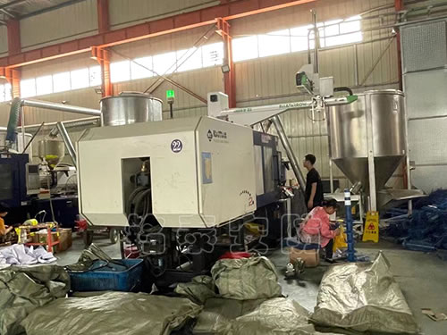 �}(c��ng)��(ch��)չʾ