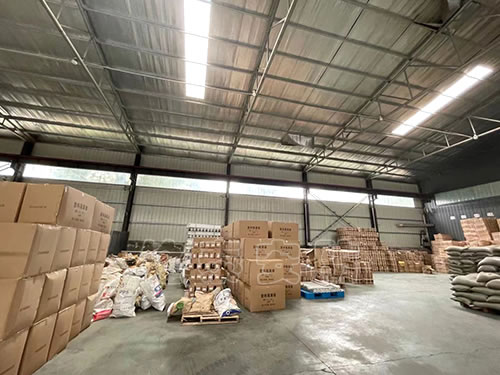 �}(c��ng)��(ch��)չʾ