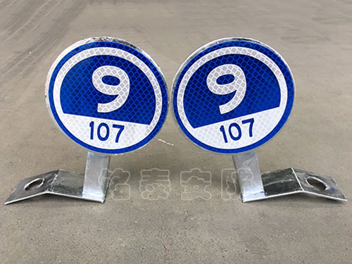 ���Ӱ������{(l��n)�װ�����-��