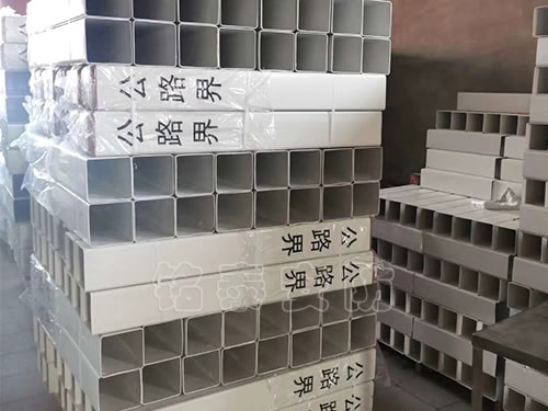 �}(c��ng)��(ch��)չʾ